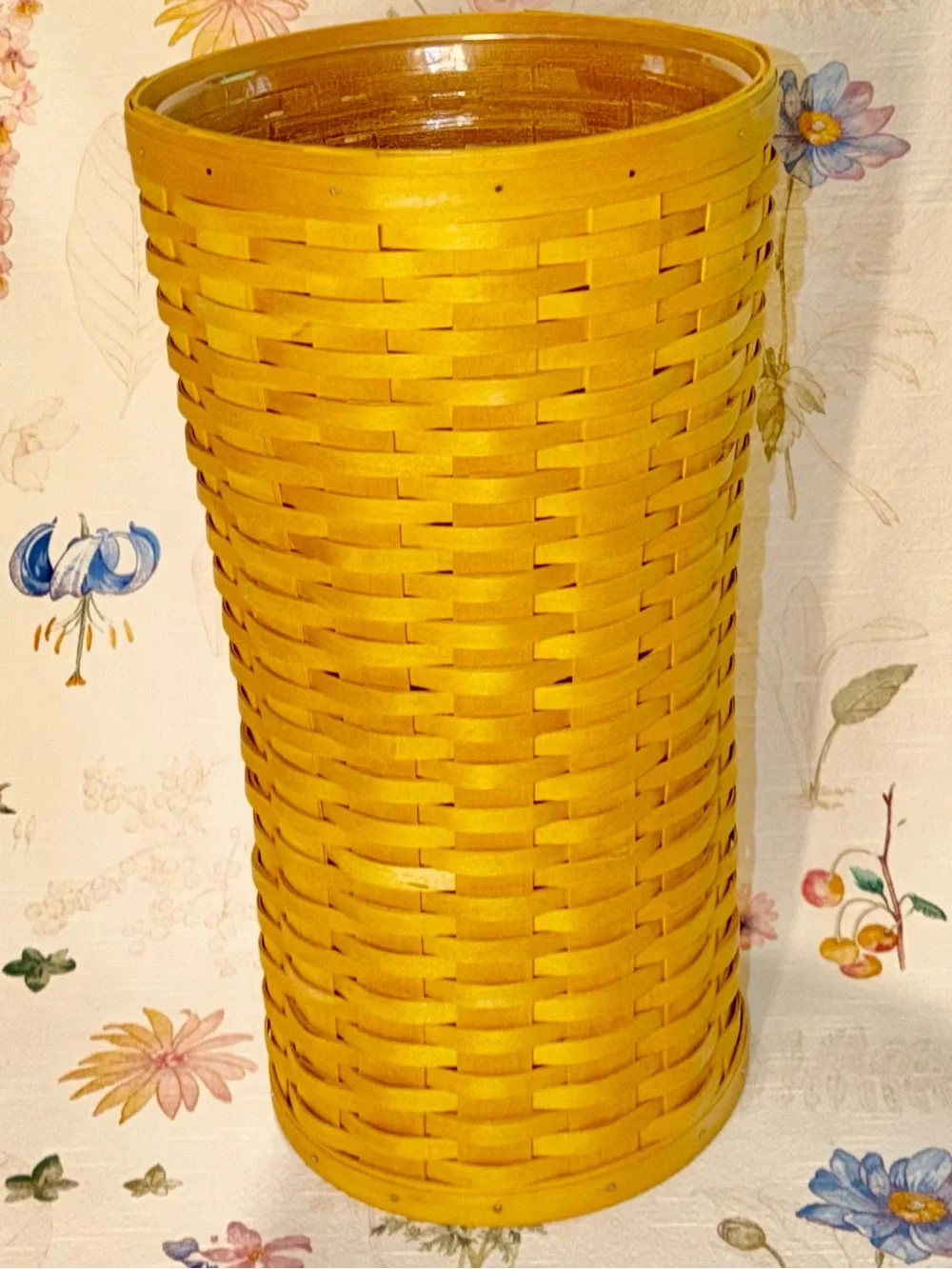 Longaberger Umbrella Basket Classic Basket/Protector Large 10rd x 17.5h